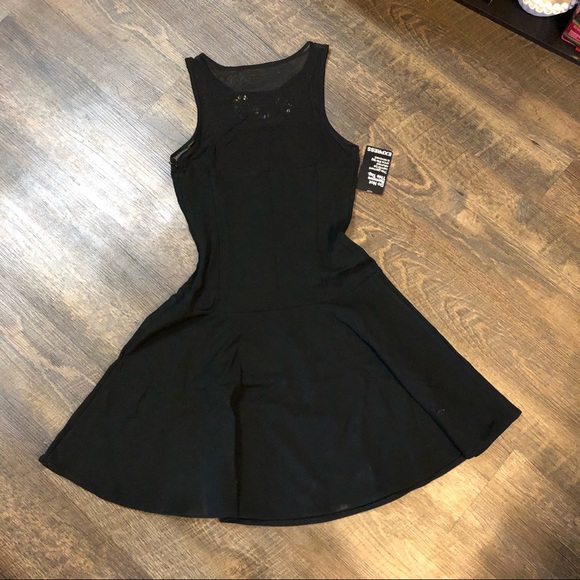 Black dress from Express size 2 NWT - Picture 3 of 6